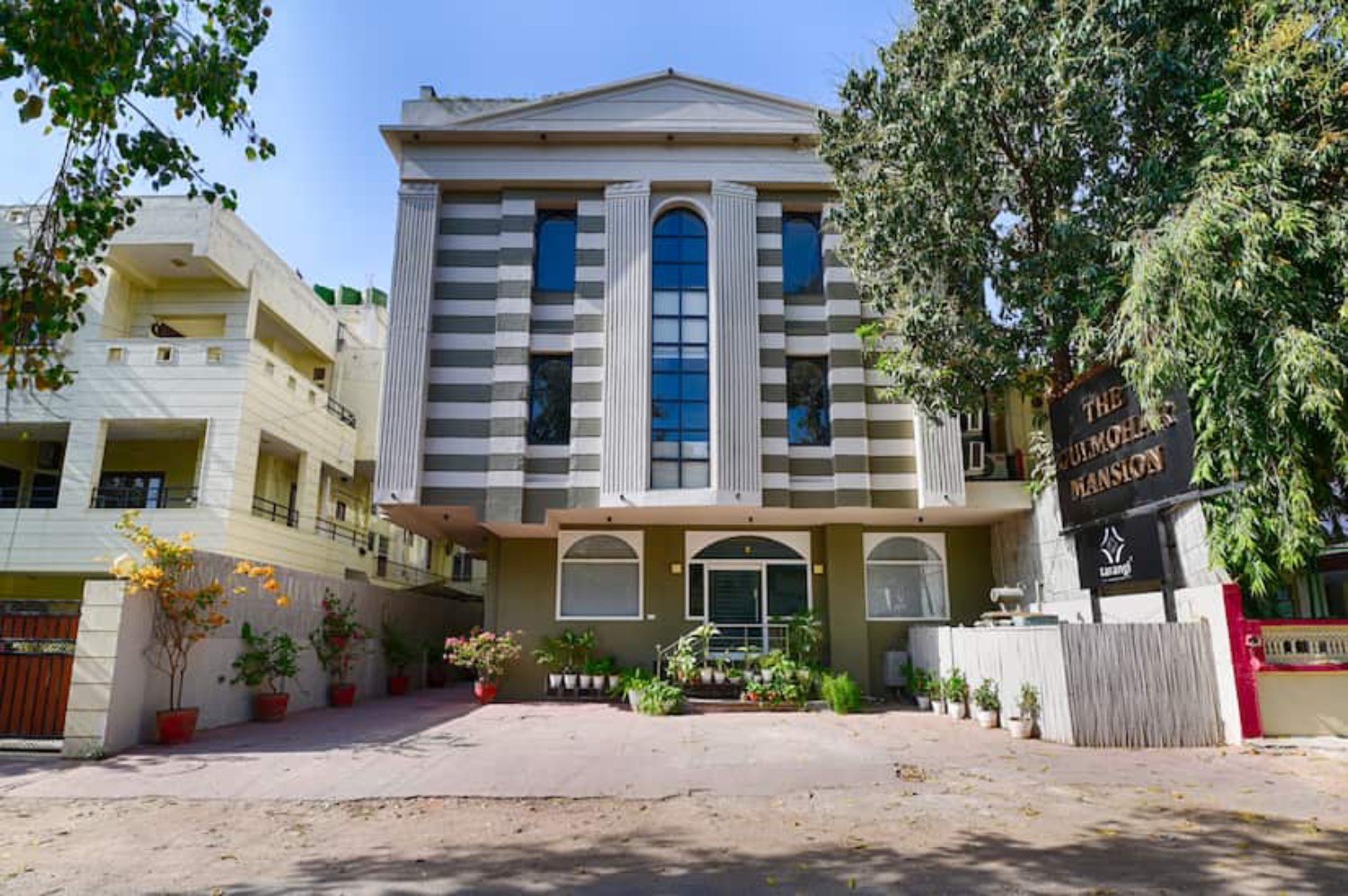 Gulmohar Mansion